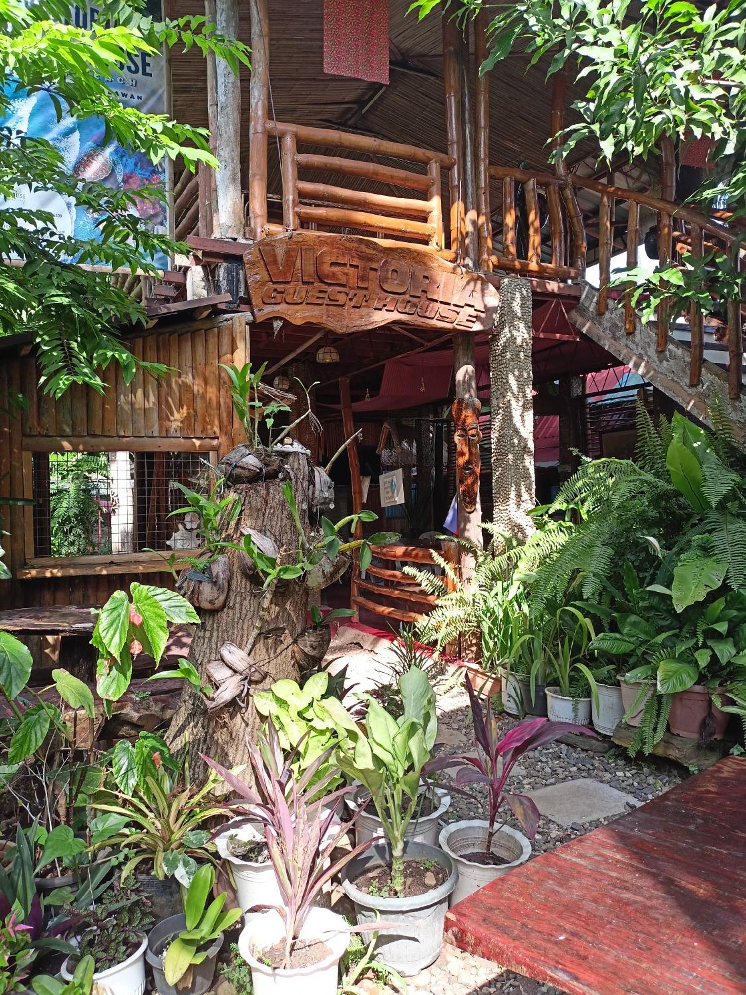Victoria Guest House And Cottages Puerto Princesa Exterior foto